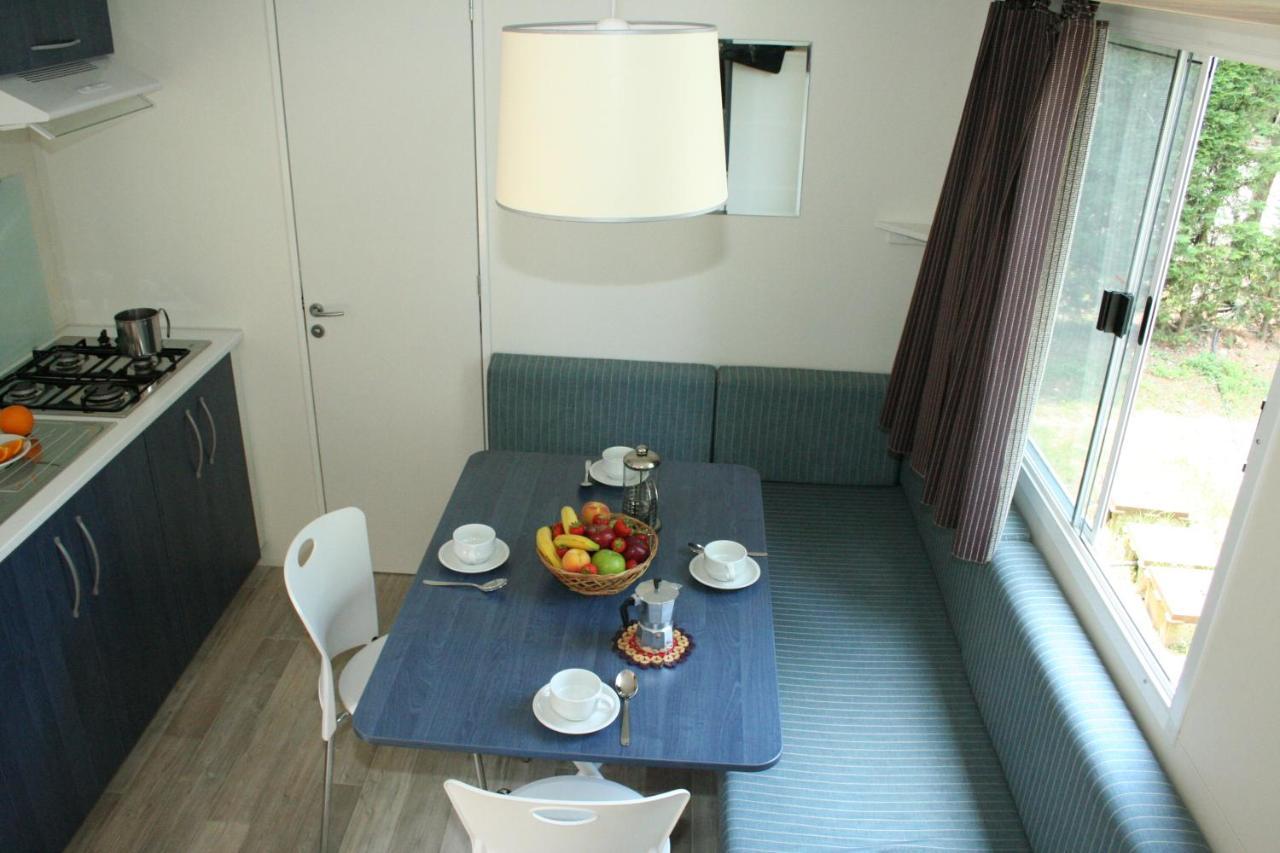 Happy Camp Mobile Homes In Camping Villaggio Lamaforca Carovigno Zewnętrze zdjęcie